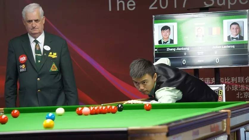 系紧密相连 系紧密相连