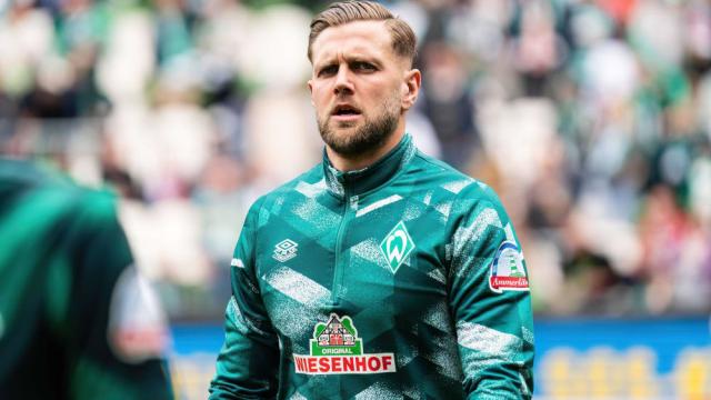 两支球队在 两支球队在